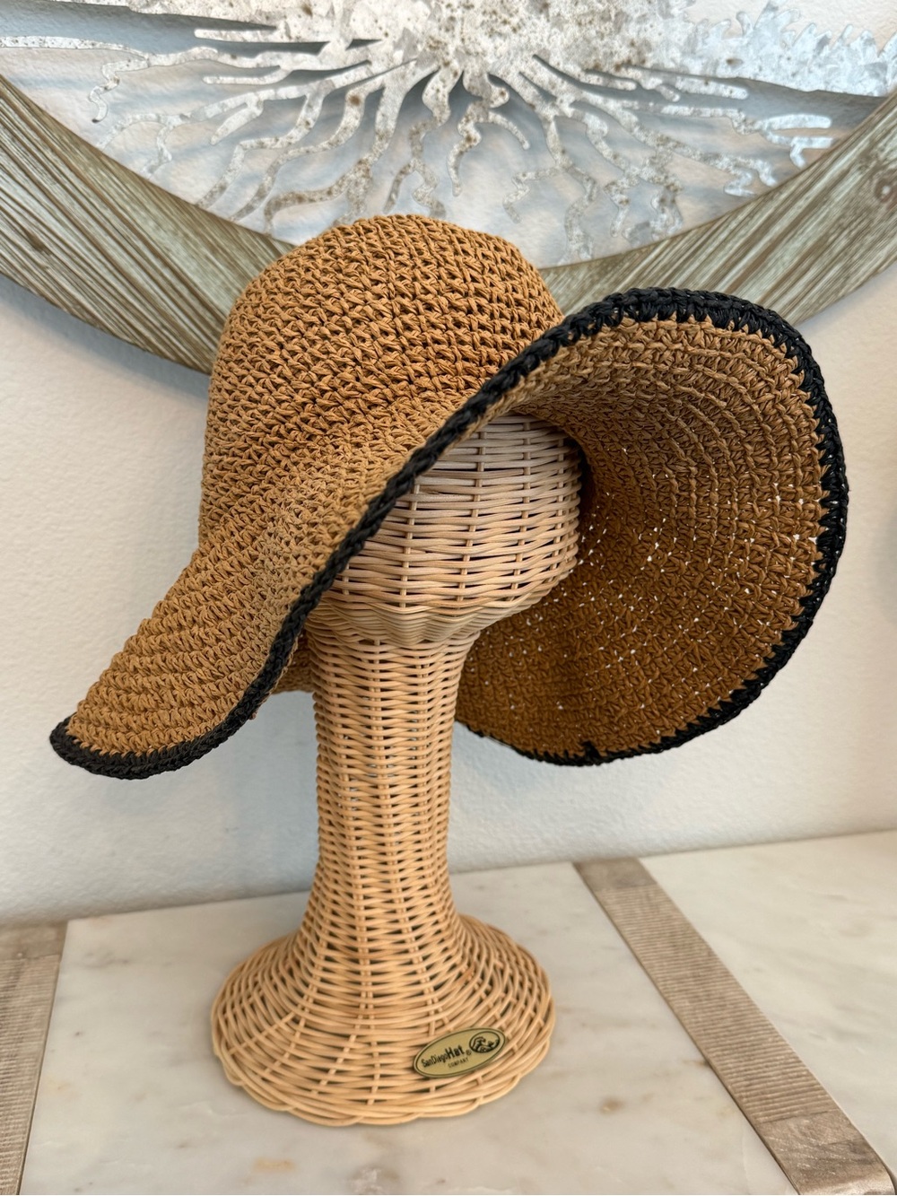 Natura Vintage Women’s Tan Woven Large Summer Beach Hat